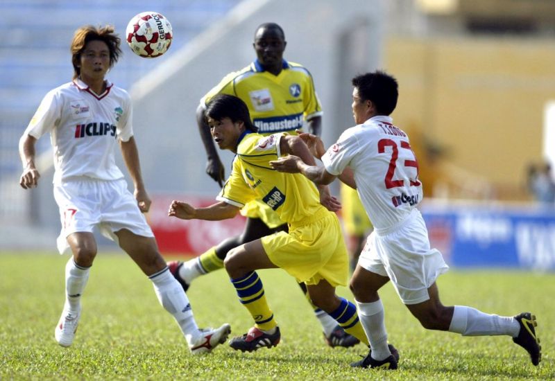 Thể thức thi đấu của Cúp C1 Châu Á được chia ra 2 khu vực